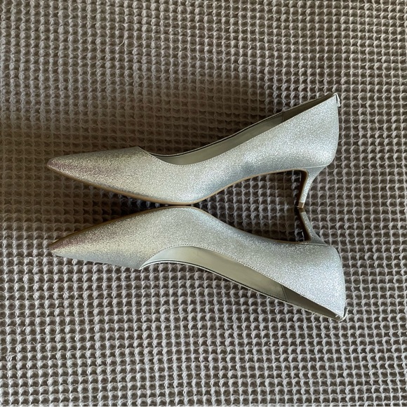Michael Michael Kors Kitten Pump heel Silver Glitter - Picture 7 of 9